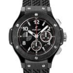 ساعه من Hublot تعمل بعدادات بلون اسود وسير اسود من المطاط