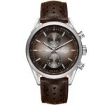ساعه من Tag Heuer تعمل بعدادات وسير بنى من الجلد