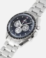 ساعه من007 OMEGA تعمل بعدادات بلون اسود وسير فضي من الستانليس ستيل