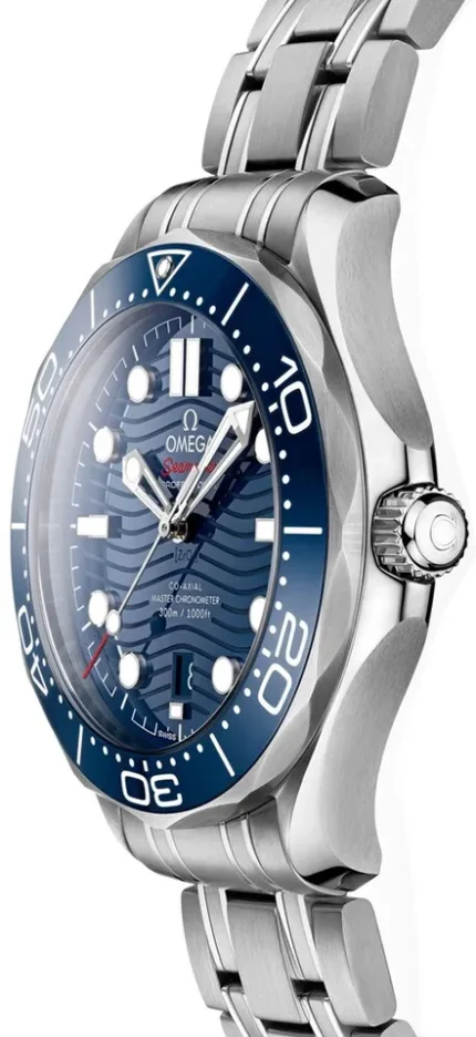 ساعه من007 OMEGA بلون مينا ازرق وسير فضي من الستانليس ستيل