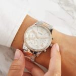 ساعة جيس للنساء W1069L4