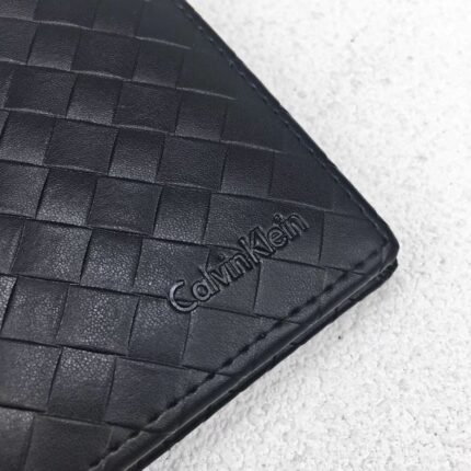 طقم محفظة Calvin Klein وميدالية جلد طبيعي اسود