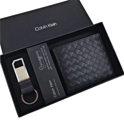 طقم محفظة Calvin Klein وميدالية جلد طبيعي اسود