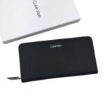 محفظة Calvin Klein جلد طبيعي اسود