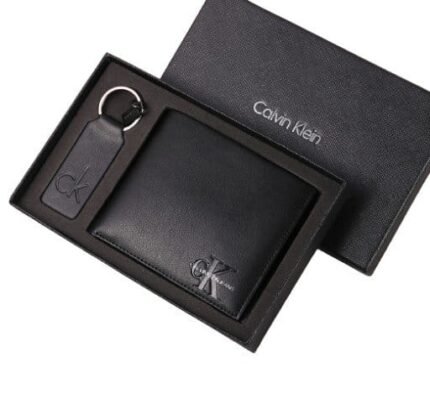محفظة Calvin Klein جلد طبيعي اسود