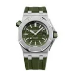 ساعةِAudemars Piguet تعمل بعدادات بلون اخضر  وسير اخضر  من المطاط