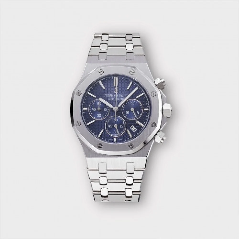 ساعةِAudemars Piguet تعمل بعدادات بلون ازرق وسير فضى من المعدن ساعةِAudemars Piguet تعمل بعدادات بلون ازرق وسير فضى من المعدن