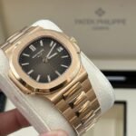 ⁦Patek Philippe Nautilus 5711/1R-001⁩ - الصورة ⁦2⁩